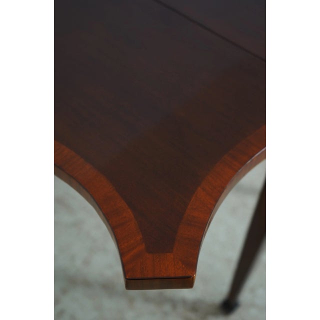 Pair Banded Mahogany Dropleaf Pembroke Lamp Tables For Sale - Image 17 of 18
