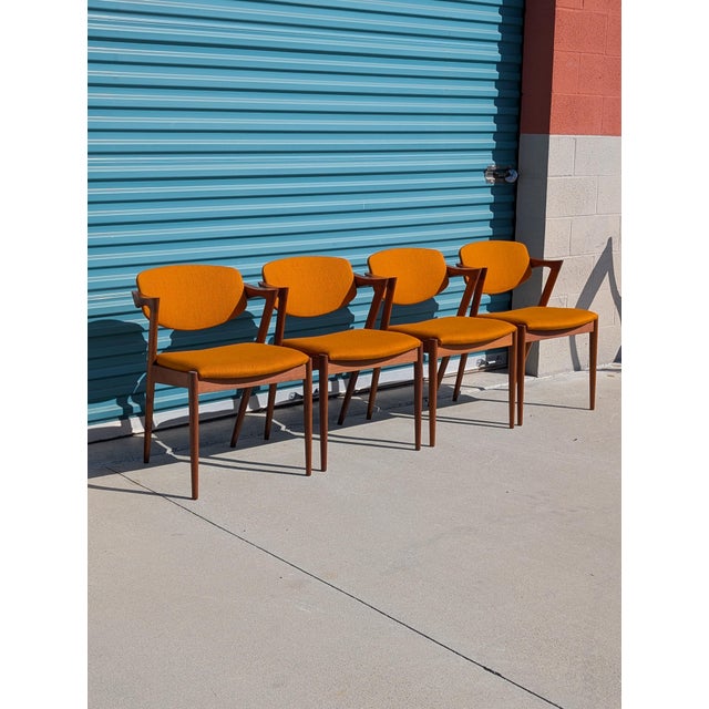 Set of 4 Model 42 Dining Chairs by Kai Kristiansen for Schou Andersen Møbelfabrik, c.1960s For Sale In Los Angeles - Image 6 of 15
