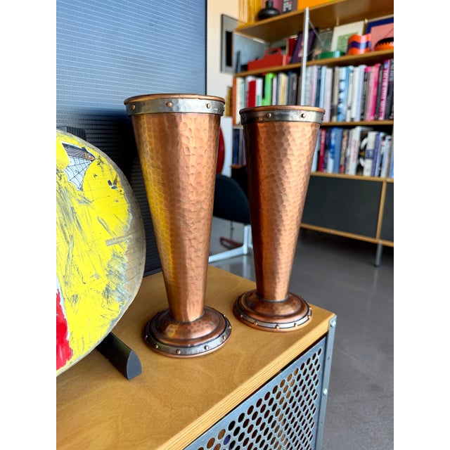 Mid-Century Modern Antique Arts & Crafts Riveted Copper Trumpet Vases Pair Joseph Heinrichs Benedict Art Studio Attr. For Sale - Image 3 of 14