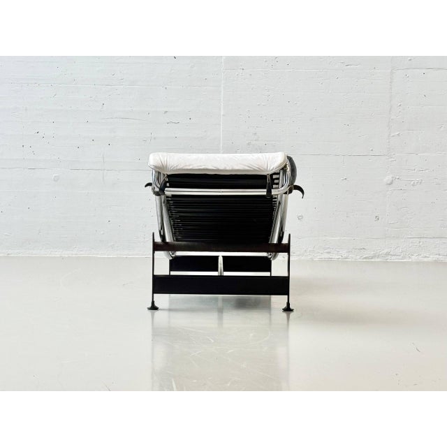 LC4 Chaise Longue by Le Corbusier, Jeanneret, and Perriand for Cassina, Late 1970s For Sale - Image 11 of 18