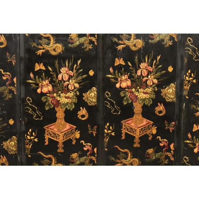 An American floral motif folding screen from the mid 20th century. This smaller-sized mid-century accordion style folding...