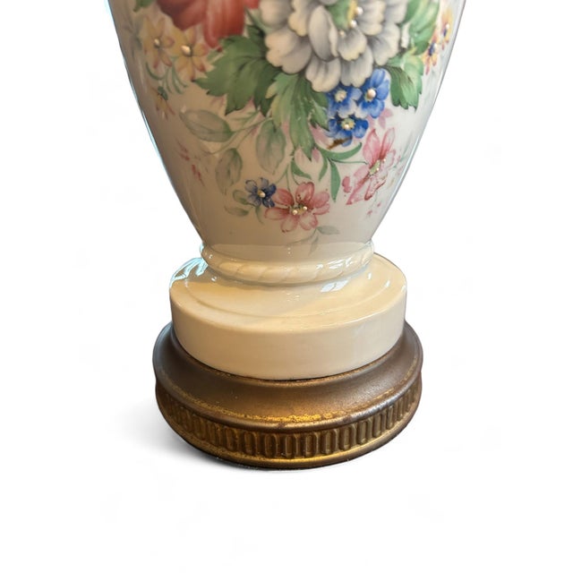 English 1940s Vintage Porcelain Multi-Color Floral Lamp For Sale - Image 3 of 5
