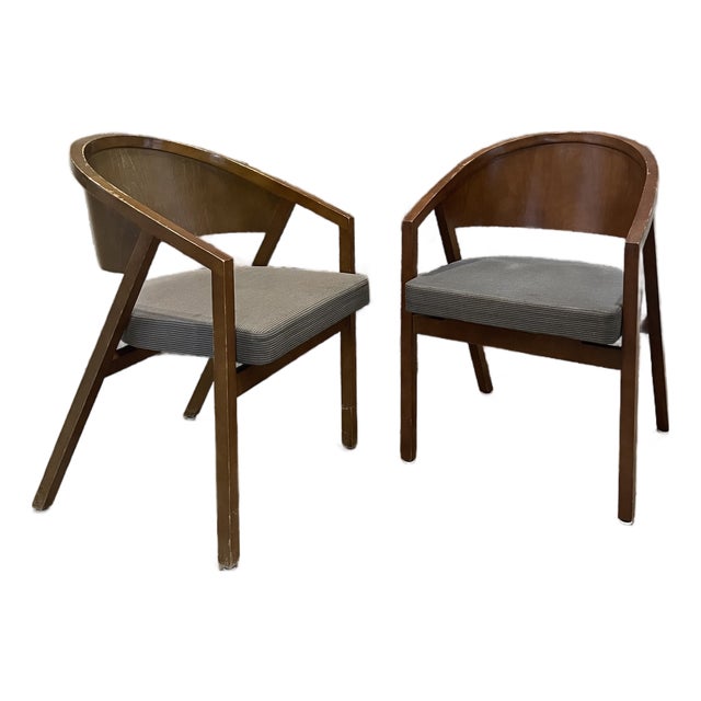 Pair of Knoll 2006 Peter Shelton and Lee Mindel Armchairs For Sale