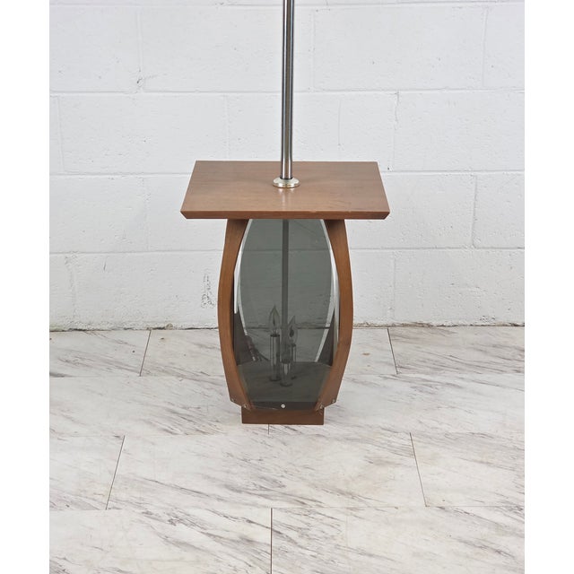 1960s 1960s Walnut & Smoked Lucite Sidetable Floor Lamp Combo For Sale - Image 5 of 6