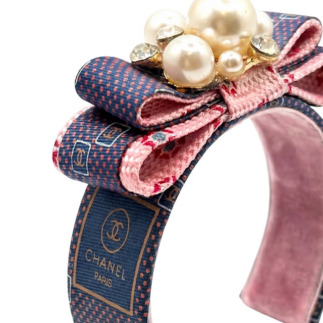 2020s Chanel CC Grenadine Vintage Silk Necktie Cuff Bracelet For Sale - Image 5 of 6