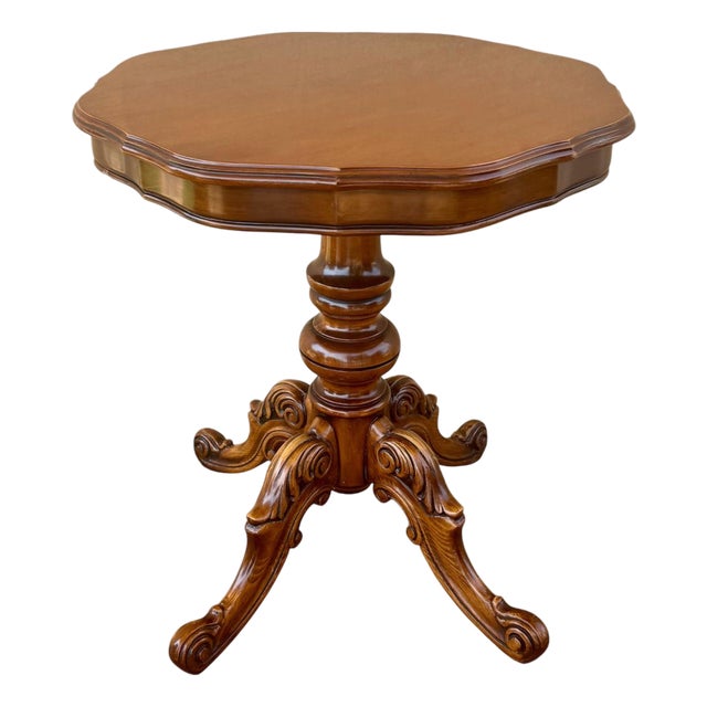 Spanish Carved Wood Pedestal Side Table, Mid-20th Century For Sale