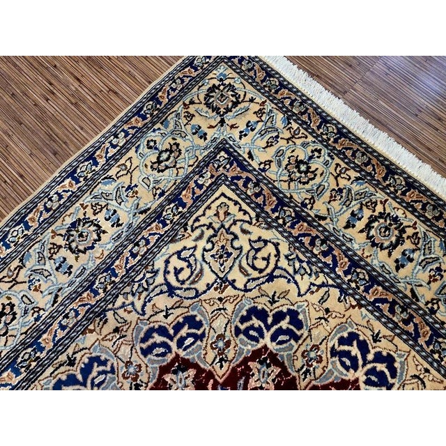 Red Middle Eastern Nain Rug in Hand-Knotted Silk and Cork Wool For Sale - Image 8 of 11
