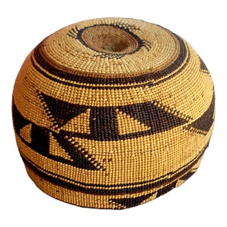 Native American Style Handwoven 1940s Hupa Hat Tribal Basket For Sale