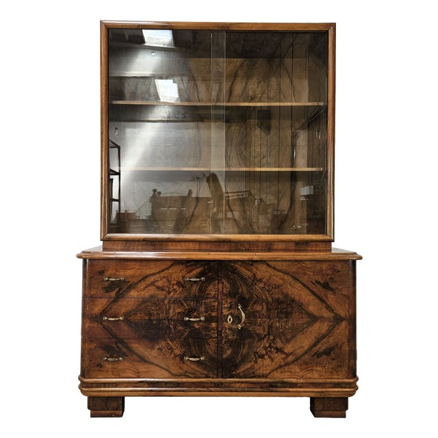 Art Deco Display Cabinet in Walnut Burl, 1940 For Sale