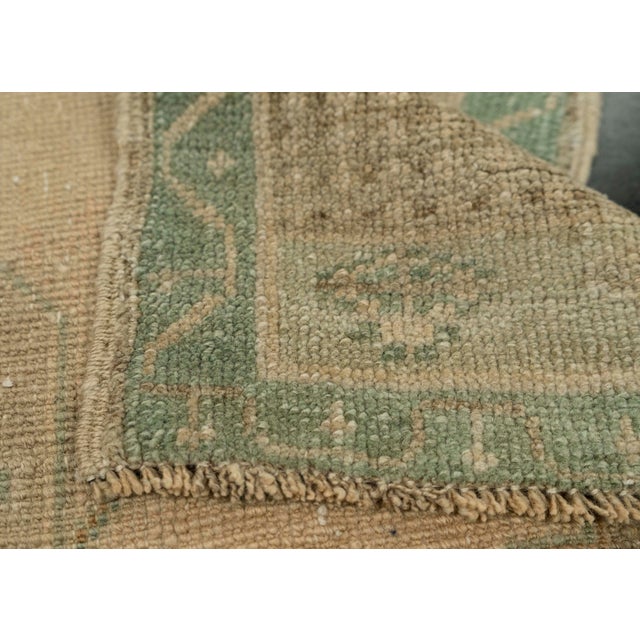 Turkish Mini Rug Oriental Hand Knotted Vintage Rug 1'7" x 2'9" #21077 For Sale In Houston - Image 6 of 8