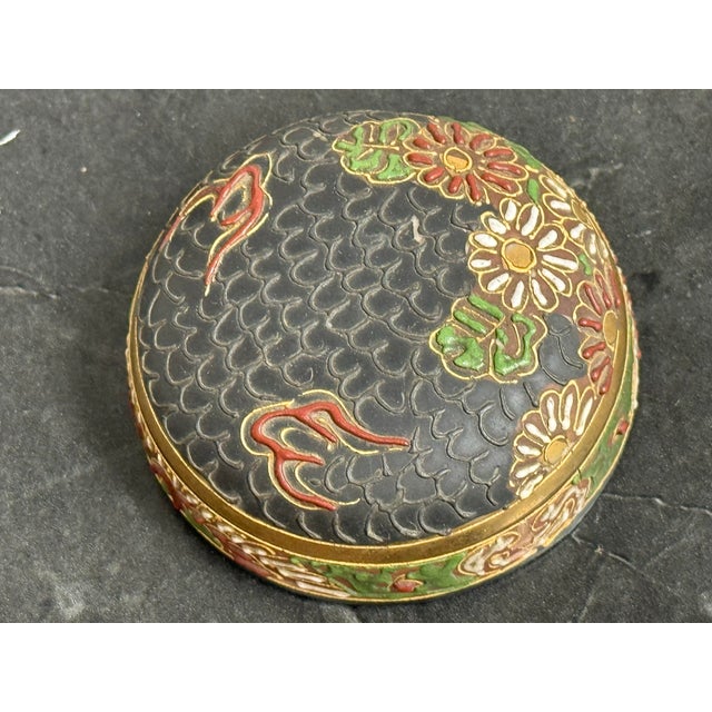 Ceramic Japanese Satsuma Style Moriage Porcelain Lidded Ginger Jar For Sale - Image 7 of 12