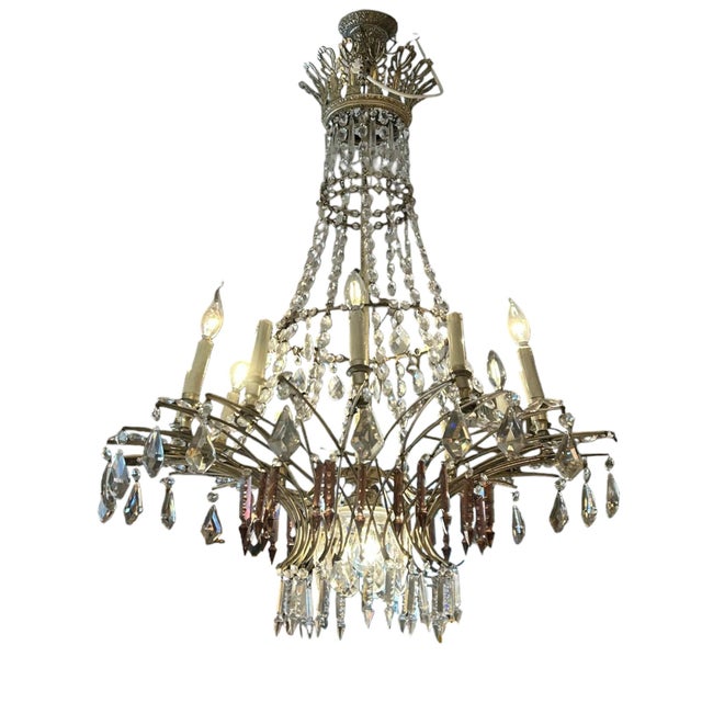 French Chandelier in White and Violet Cut Crystal For Sale - Image 5 of 5