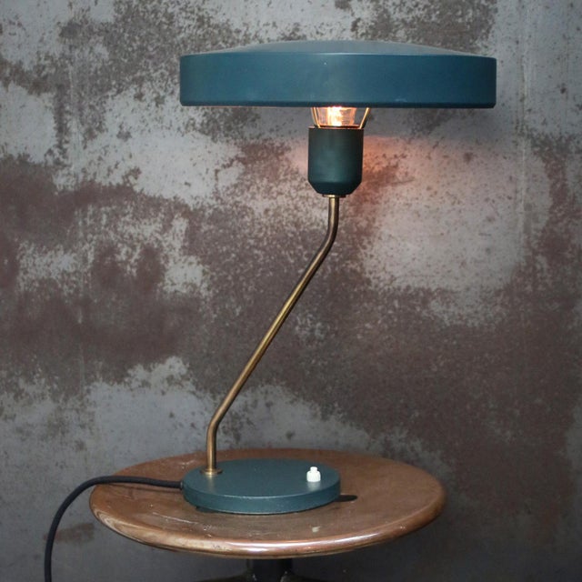 Mid-century modern desk lamp ‘Romeo’. Designed by Dutch Designer Louis Kalff for Philips from the 50’s / 60’s. E26 / E27...