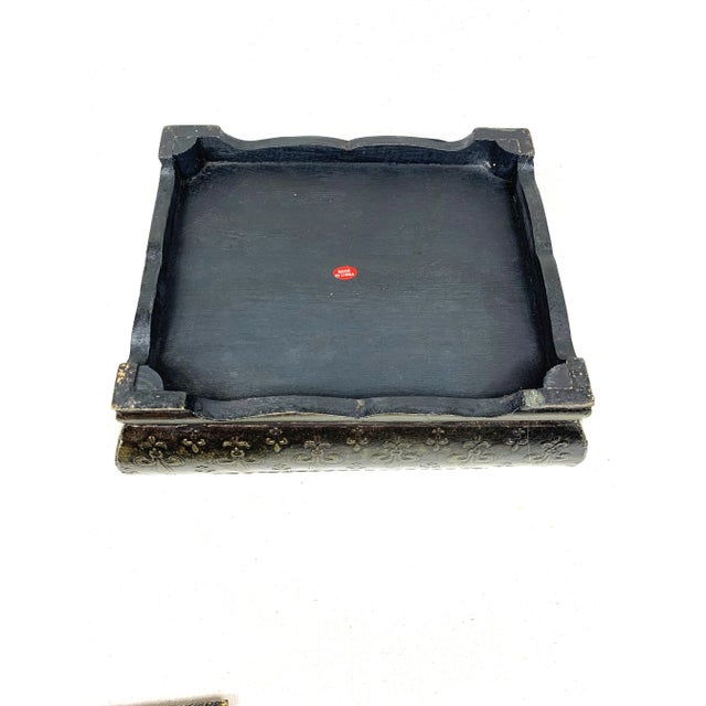 Vintage Wooden Fleur De Lis Lidded Box For Sale - Image 9 of 12