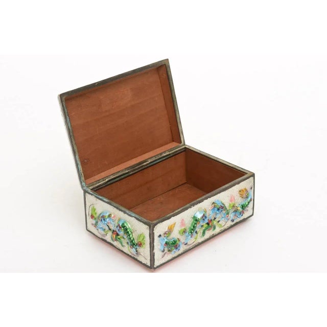 Wood Enamel Foo Dog and Frog "Good Luck" Hinged Chinese Box !900's For Sale - Image 7 of 10