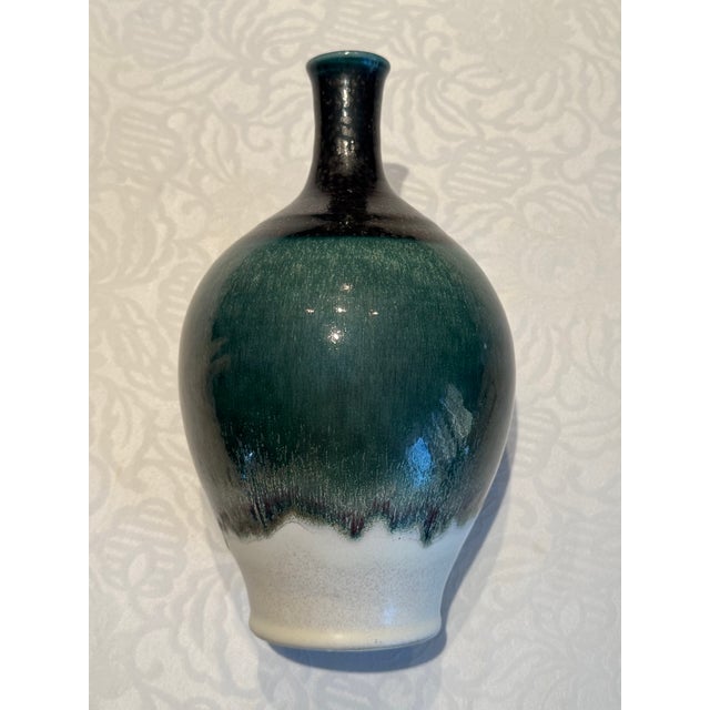 Mid-Century Modern Artisan-Signed Mid-Century Arita Toketsu Kiln Sculptural Crystalline Vase For Sale - Image 3 of 7