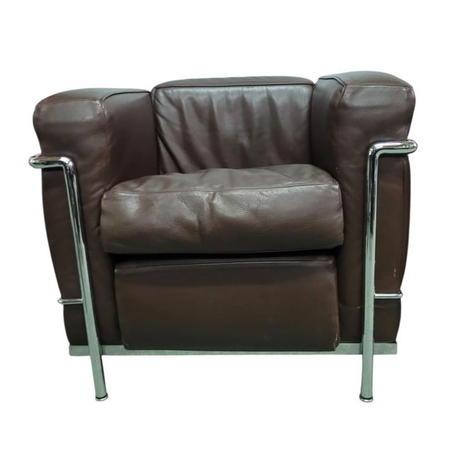 Metal LC2 Leather Chairs by Le Corbusier, 1965, Set of 2 For Sale - Image 7 of 18
