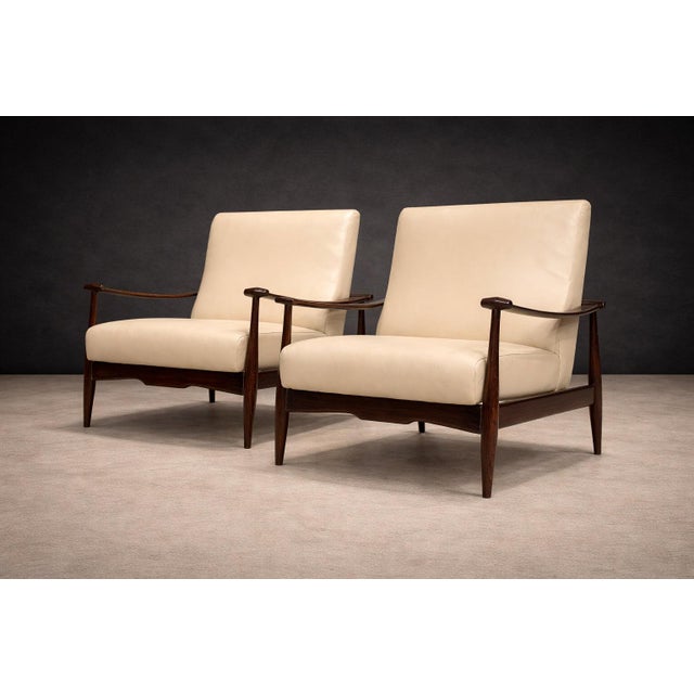 Wood Brazilian Modern Pair of “Canoa” Armchairs in Rosewood & Leather, Liceu De Artes, 1960s For Sale - Image 7 of 14