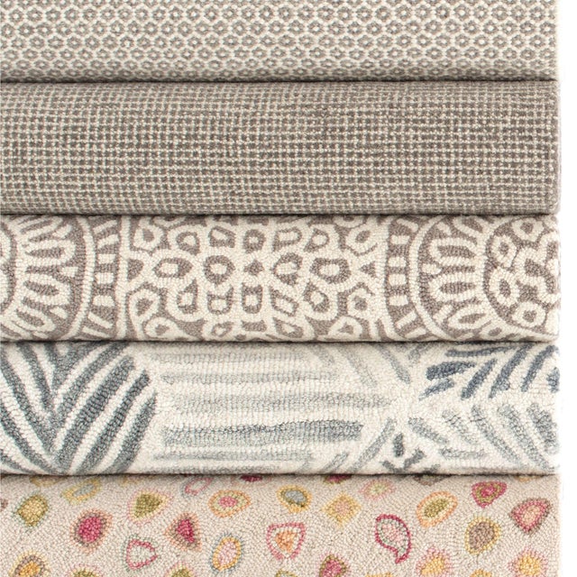 2020s Dash & Albert by Annie Selke Karari Hooked Wool Rug, 7' 6" x 9' 6" For Sale - Image 5 of 6