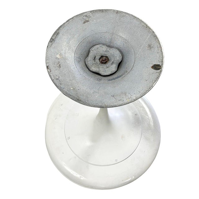 Mid-Century Modern 1960s MCM Tall Tulip Side Table Attributed to Eero Saarinen for Knoll W/ Walnut Laminate Top For Sale - Image 3 of 4