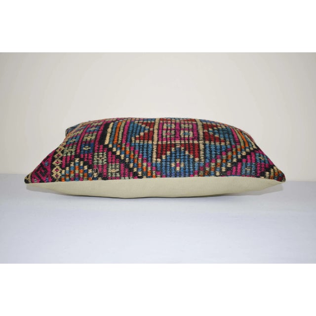 Vintage Geometrical Jajim Kilim Pillow Cover, Wool Farm 14'' X 20'' (35 X 50 Cm) For Sale - Image 4 of 6