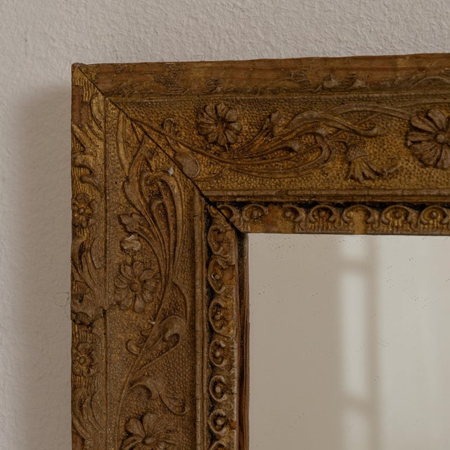 French 19th Century France Antique Gold Carved Giltwood Mirror For Sale - Image 3 of 7