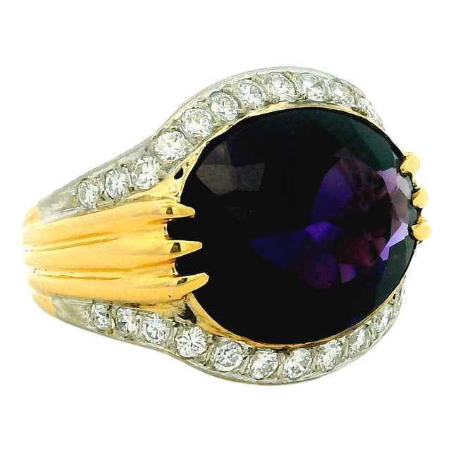 1960s Trio Italian 18k Gold Amethyst and Diamond Cocktail Ring, Size 6 For Sale