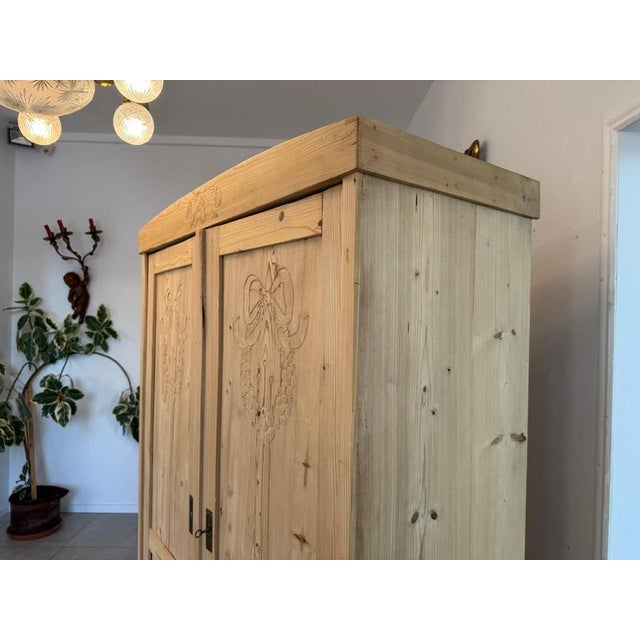 Art Nouveau Farmhouse Cupboard in Spruce For Sale - Image 6 of 17