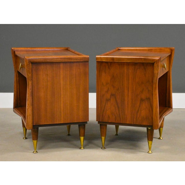 Kent Coffey 1960s Walnut Nightstands by Kent Coffey the Sharon - A Pair For Sale - Image 4 of 10
