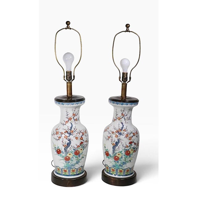 Japonisme Mid 20th Century Chinese Style Ceramic Lamps by Frederick Cooper - Pair For Sale - Image 3 of 18