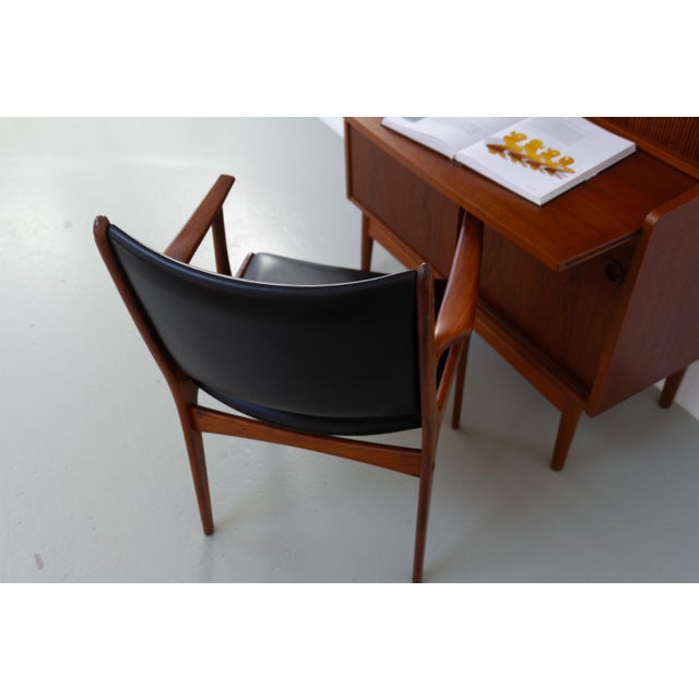 1960s Danish Rosewood Armchair by Johannes Andersen for Uldum Møbelfabrik, 1960s For Sale - Image 5 of 18