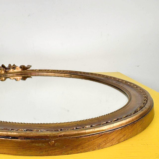 Vintage Oval Mirror in Gilt Resin For Sale - Image 5 of 6