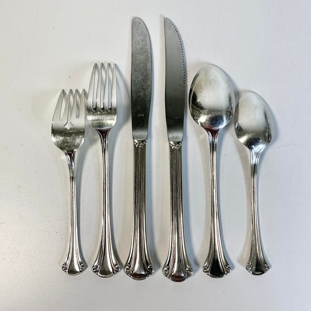 1970s Vintage Traditional Hollywood Regency Silver Plate Flatware - Set of 71 For Sale - Image 11 of 18