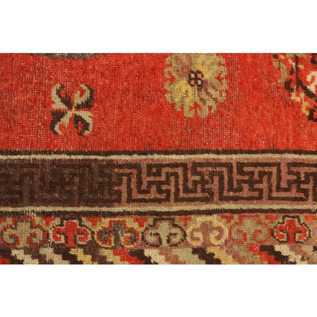 Late 19th Century Antique Khotan Rug Red and Beige Medallion Pattern For Sale - Image 5 of 7