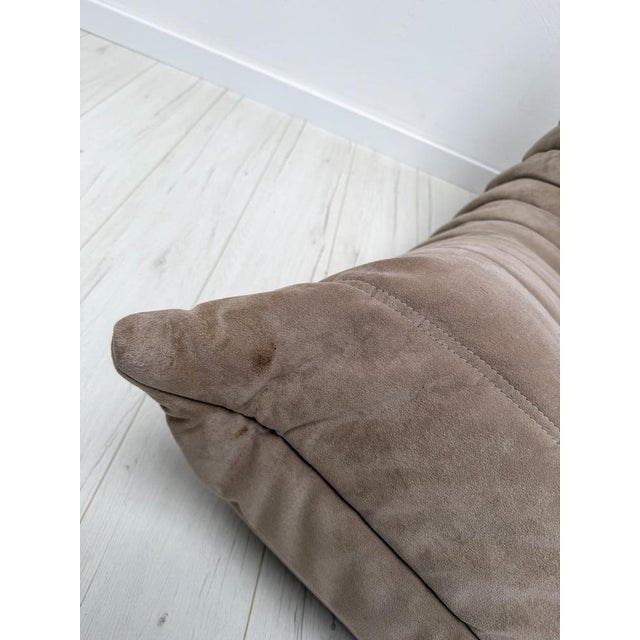 Vintage Alcantara Togo 2-Seater Sofa by Michel Ducaroy for Ligne Roset, 1990s For Sale - Image 6 of 15
