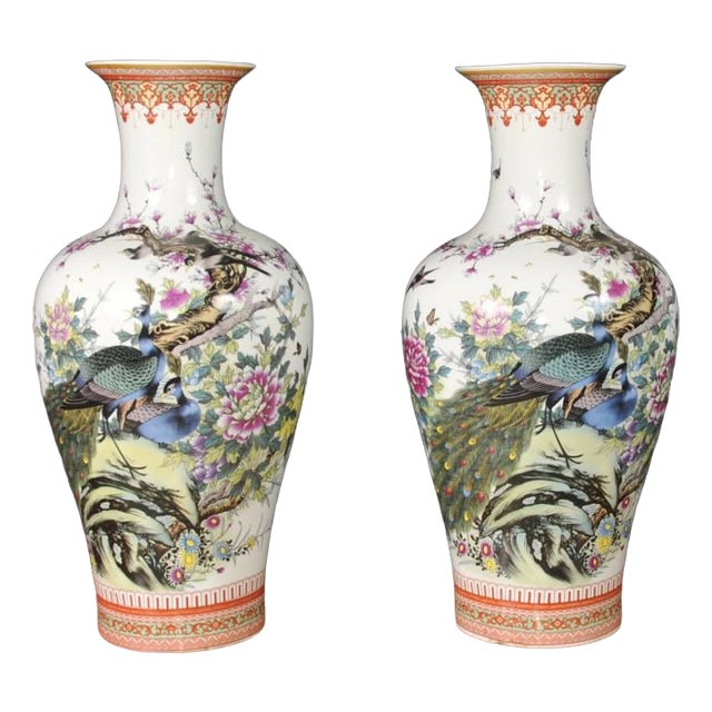 Chinese Doucai Porcelain Vases with Pheasant Paintings, Set of 2 For Sale