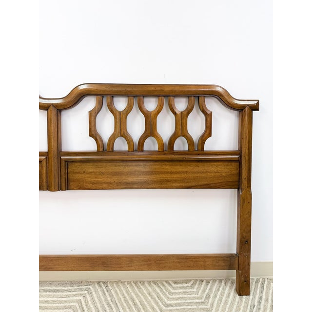 MCM Thomasville King Headboard Walnut Curved Vintage Mid Century Modern For Sale - Image 4 of 6