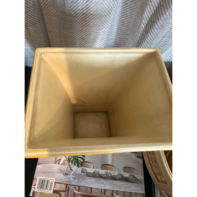 Neoclassic Venetian Vase For Sale - Image 4 of 4