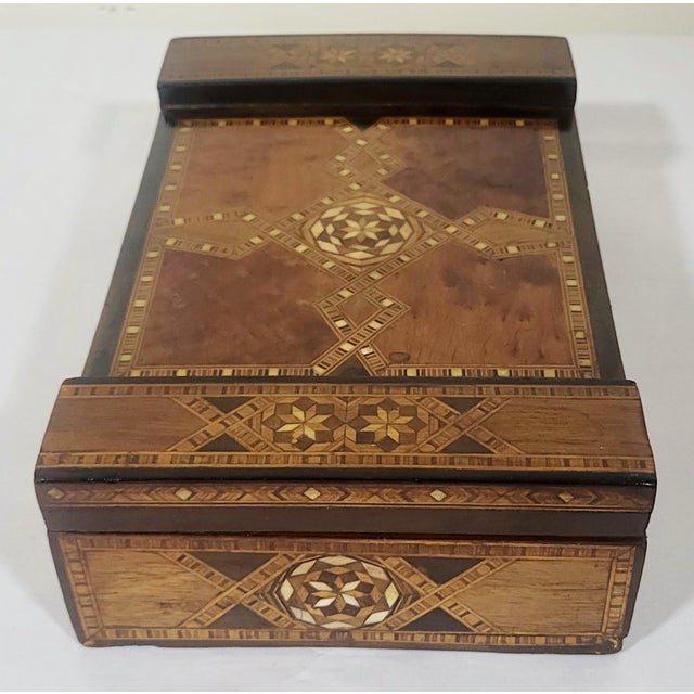 Early 20th Century Antique English Moroccan / Moorish Style Inlaid Art Deco Jewelry Box For Sale - Image 5 of 12