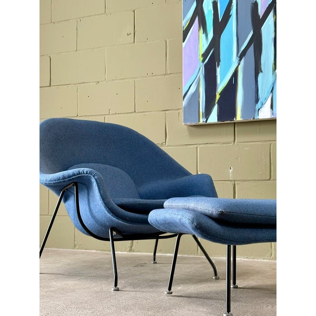 Blue Set of Womb Chair and Ottoman by Eero Saarinen for Knoll International, 1960 For Sale - Image 8 of 18