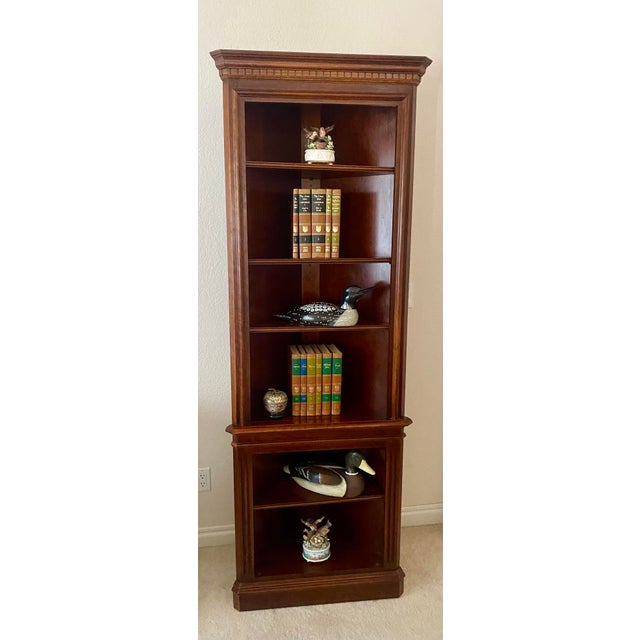 Vintage Pennsylvania House Cherry Neoclassical Style Open Shelving Corner Display Etagere Adjustable Bookshelf. For Sale - Image 9 of 18