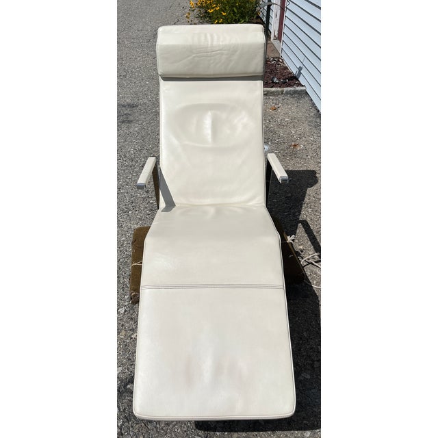 Fabulous and comfortable adjustable lounge chair designed by Christophe Marchand for Wogg. Upholstered in white leather...