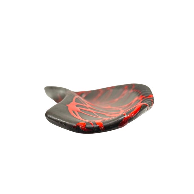 1960s 1960s Laurentienne Pottery Black and Red Abstract Ceramic Centerpiece For Sale - Image 5 of 7