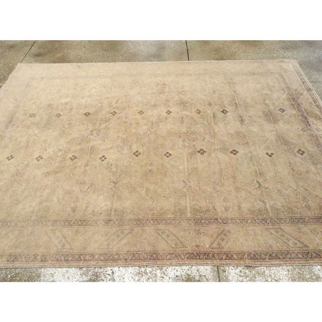 Textile Galerie Shabab Collection Mid-20th Century Handmade Turkish Sivas Accent Rug in Cream and Mauve For Sale - Image 7 of 10