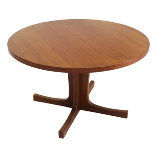 Vintage Danish Round Extendable Dining Table in Teak, 1960s For Sale