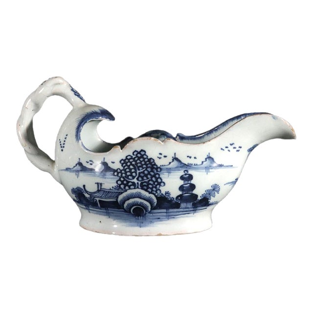 Mid 18th Century English Delftware Blue and White Chinoiserie Sauce Boat For Sale