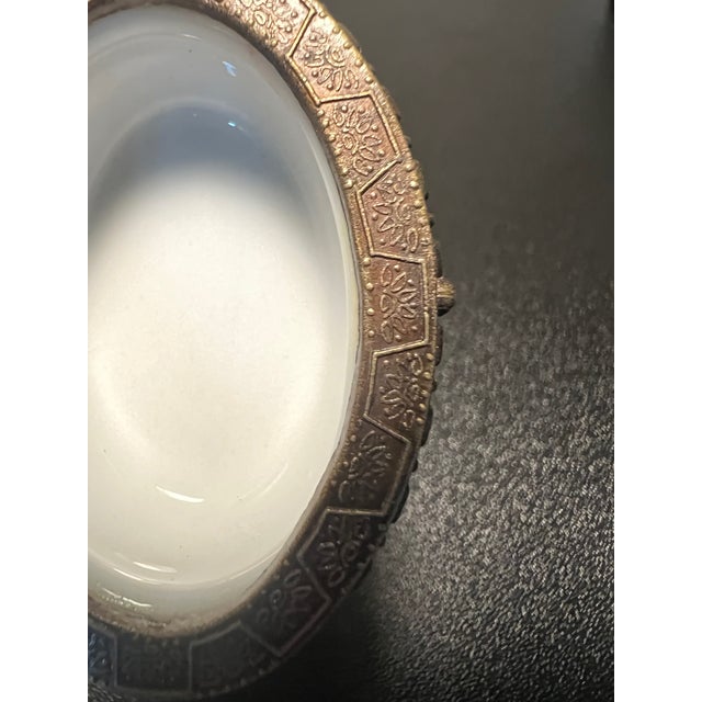 A Set of Two Anthropologie Ceramic Hand Painted Eiffel Tower Trinket Boxes For Sale - Image 9 of 9