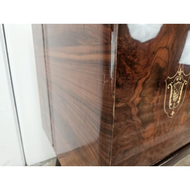 Mid-Century Modern Mahogany Sideboard with Aqua Green Glass and Central Bar, 1950 For Sale - Image 9 of 18