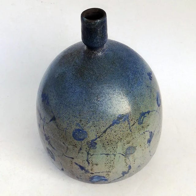 Vintage vase designed by Anna Passuti in the 1950s. Dimensions: 24 x 18 cm
