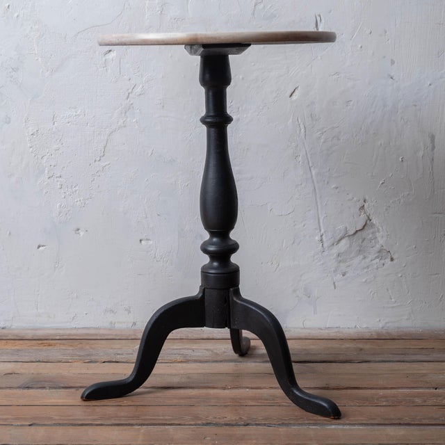 New England Queen Anne Cherry Candle Stand in Black, c.1760 For Sale - Image 11 of 16